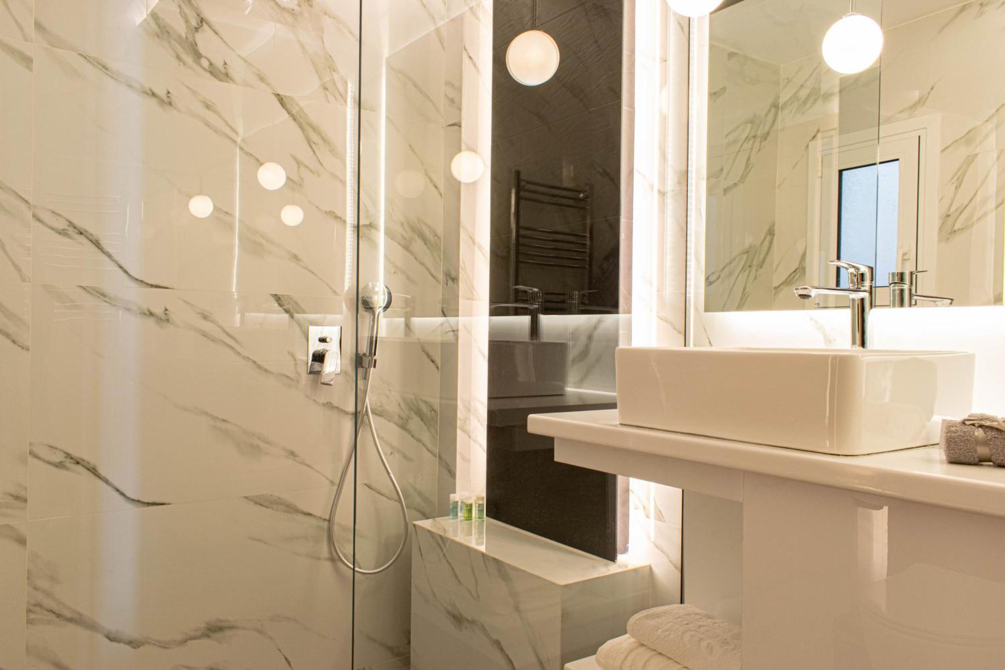 Aether - Modern & Luxe With 65 Tv By Tt Apartment Athens