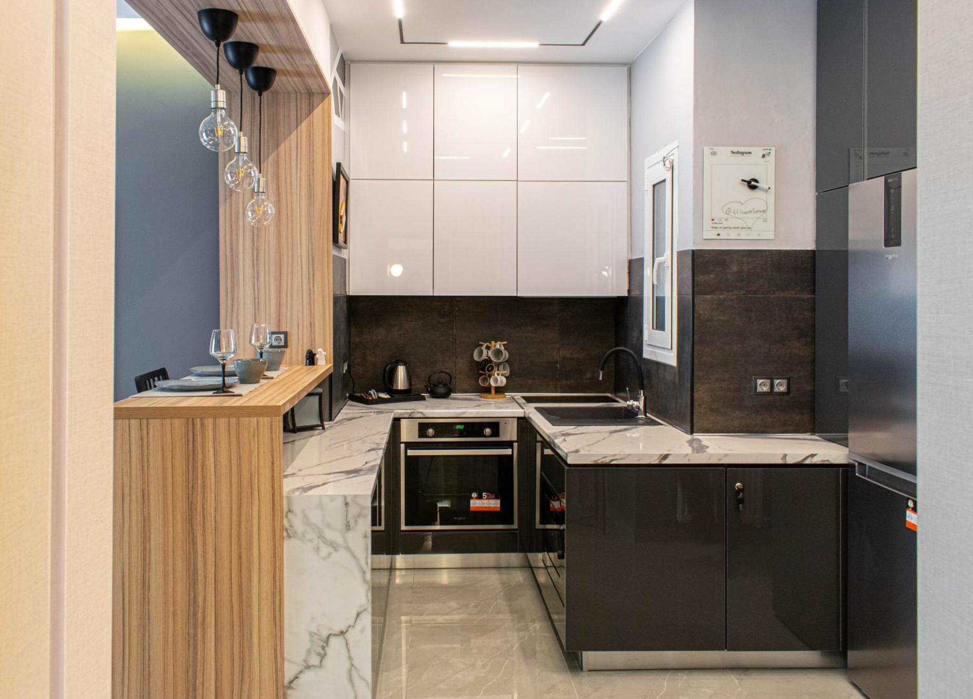 Aether - Modern & Luxe With 65 Tv By Tt Apartment *